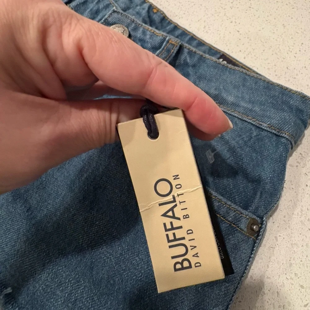 Buffalo David Bitton Light Blue Cropped Jeans - Picture 4 of 9
